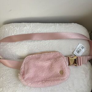 Lululemon Pink and Gold Sherpa/Fleece Belt Bag - NWT